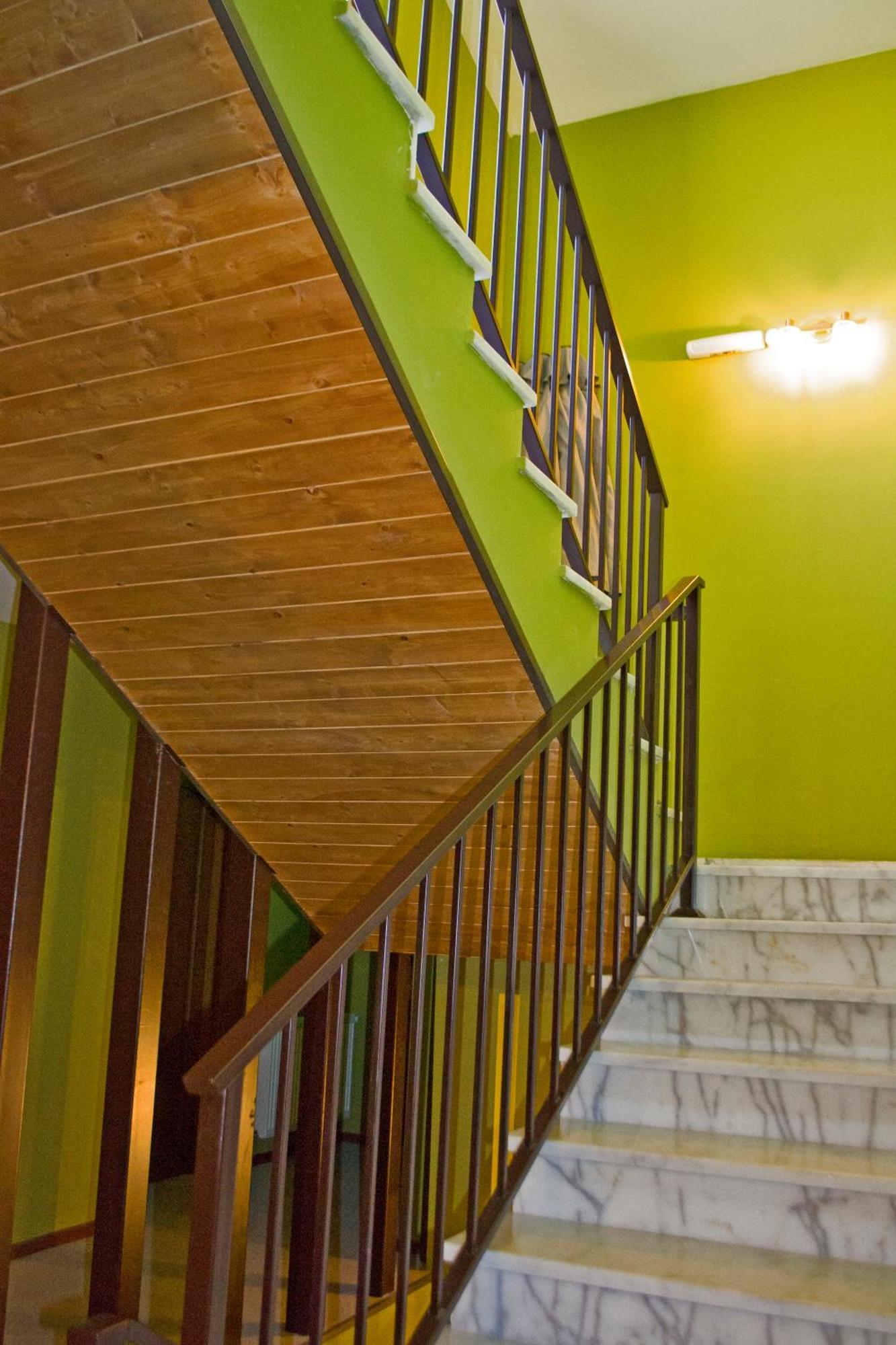 Green Inn Hotel Тбилиси Екстериор снимка